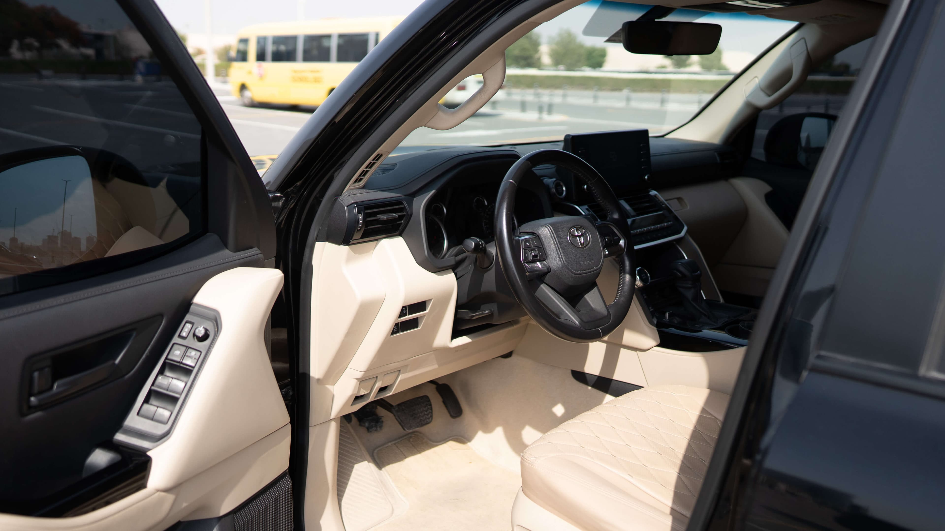 Арендовать Toyota Land Cruiser в Дубае