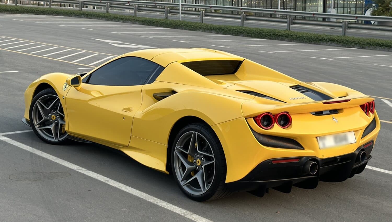 Rent Ferrari F8 Spider in Dubai